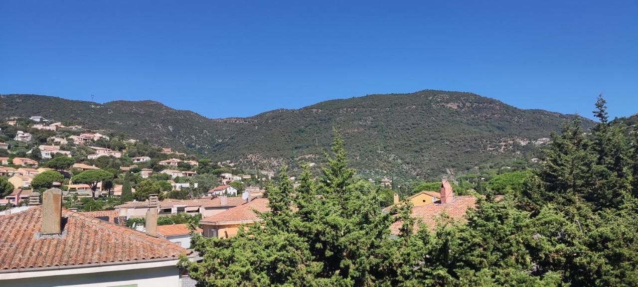 Appartement T2 Climatise Dans Residence Calme Cavalaire-sur-Mer Zewnętrze zdjęcie